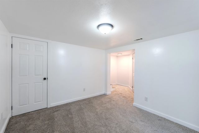 144 Colorado, Wichita, KS 67209
