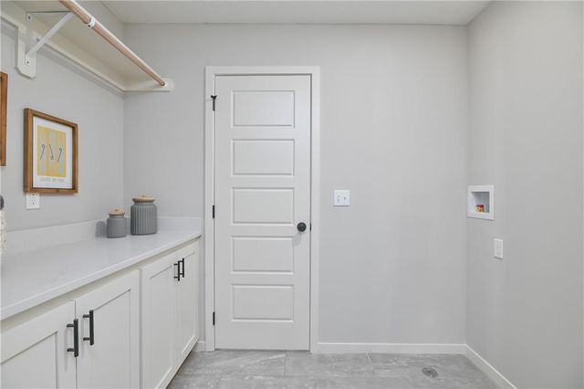 2283 Wabash Street, Olathe, KS 66061