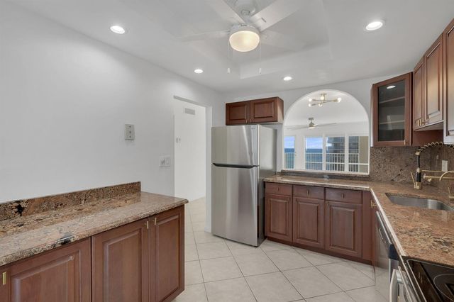 750 N Ocean Boulevard 1904, Pompano Beach, FL 33062