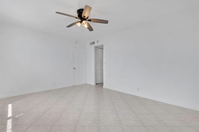 750 N Ocean Boulevard 1904, Pompano Beach, FL 33062