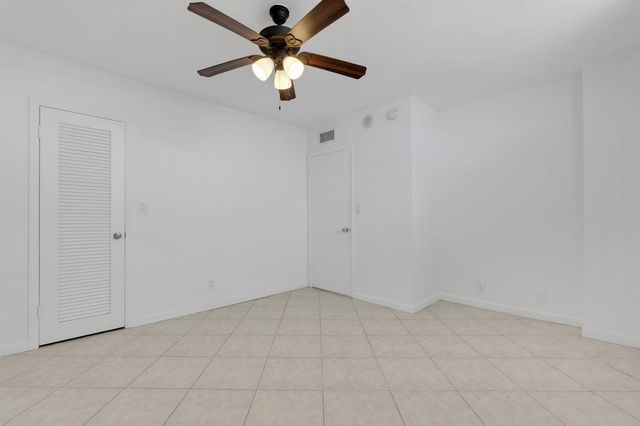 750 N Ocean Boulevard 1904, Pompano Beach, FL 33062