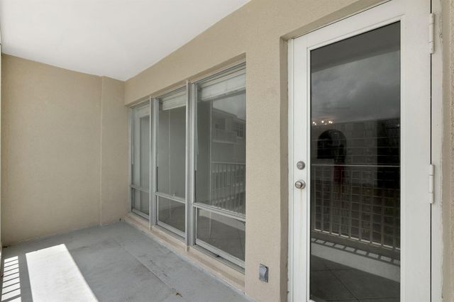 750 N Ocean Boulevard 1904, Pompano Beach, FL 33062