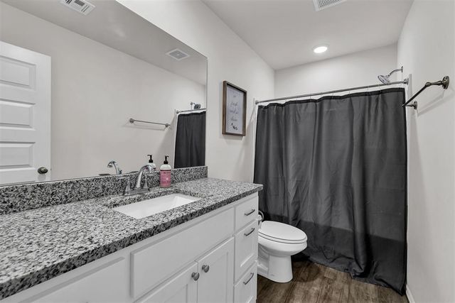 1938 Eli Avenue, Tuttle, OK 73089