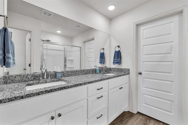 1938 Eli Avenue, Tuttle, OK 73089
