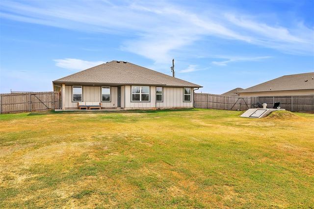 1938 Eli Avenue, Tuttle, OK 73089