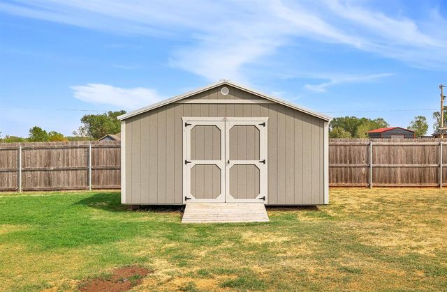 1938 Eli Avenue, Tuttle, OK 73089