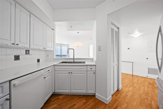 1900 Sunset Harbour Dr 2303, Miami Beach, FL 33139