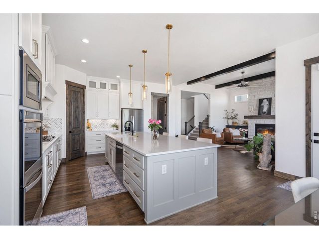 2922 Lake Verna Dr, Loveland, CO 80538
