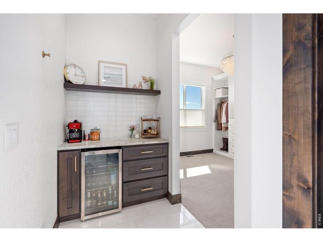 2922 Lake Verna Dr, Loveland, CO 80538