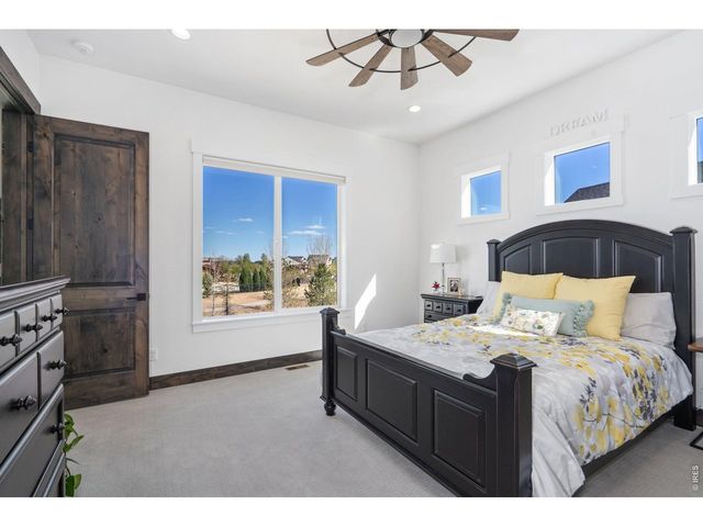 2922 Lake Verna Dr, Loveland, CO 80538
