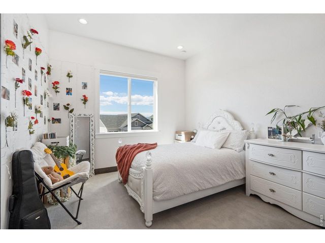 2922 Lake Verna Dr, Loveland, CO 80538