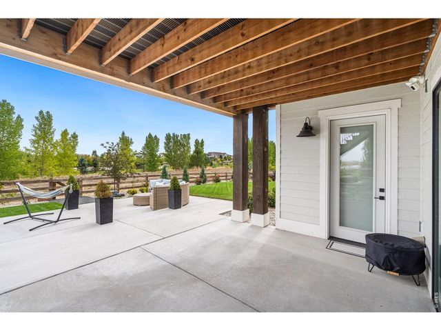 2922 Lake Verna Dr, Loveland, CO 80538