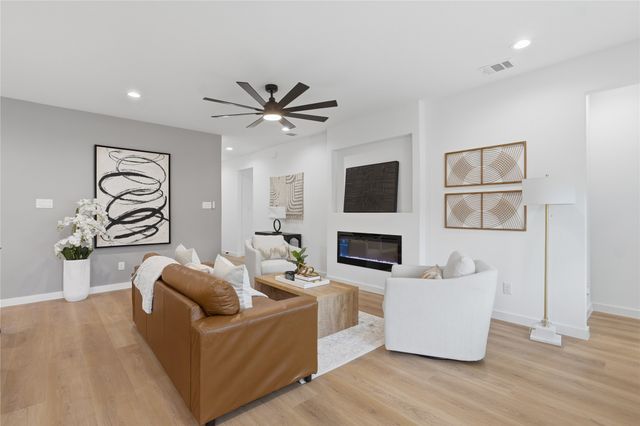 1827 Paducah Avenue, Dallas, TX 75216