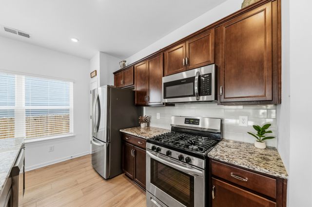 2205 Zeva Cir, Columbia, TN 38401