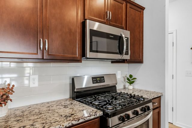 2205 Zeva Cir, Columbia, TN 38401