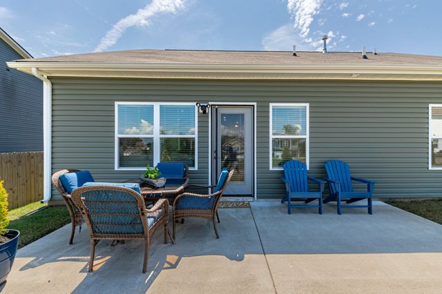 2205 Zeva Cir, Columbia, TN 38401