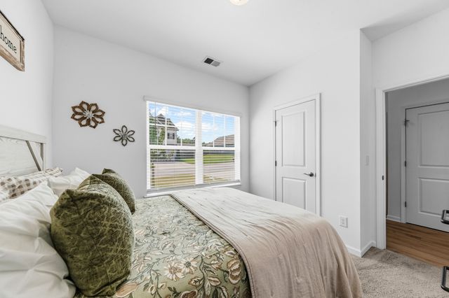 2205 Zeva Cir, Columbia, TN 38401