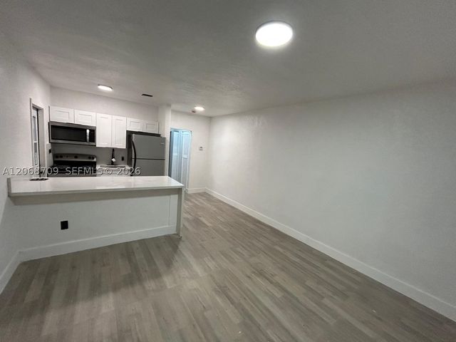 790 NW 56th St, Miami, FL 33127