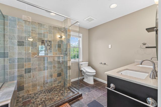 2440 Sunrise Drive, Little Canada, MN 55117