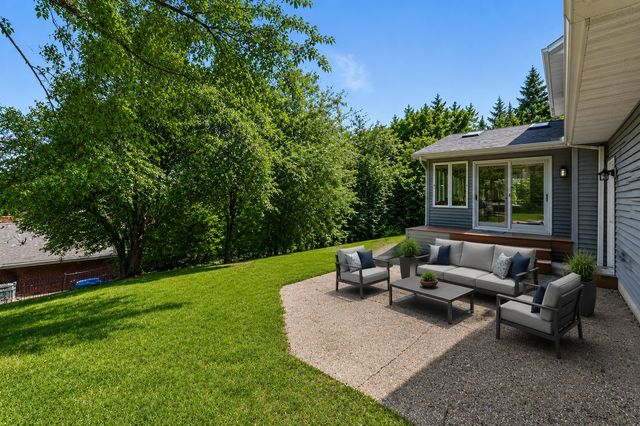 2440 Sunrise Drive, Little Canada, MN 55117