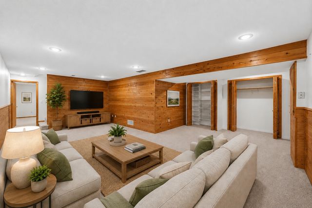 2440 Sunrise Drive, Little Canada, MN 55117