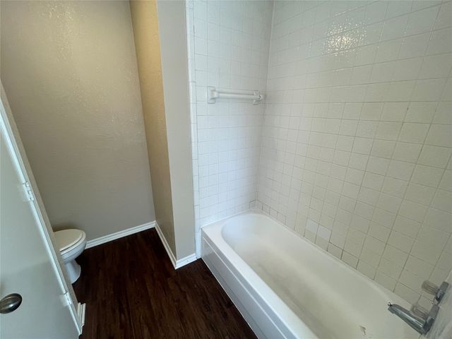 2310 Windridge Lane, Rowlett, TX 75088