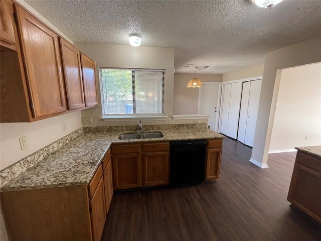 2310 Windridge Lane, Rowlett, TX 75088