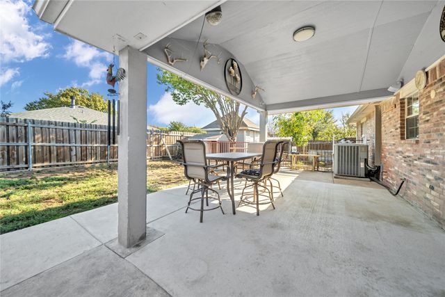 5219 Tato Drive, Dallas, TX 75211