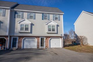 1017 Middlesex St 5, Lowell, MA 01851