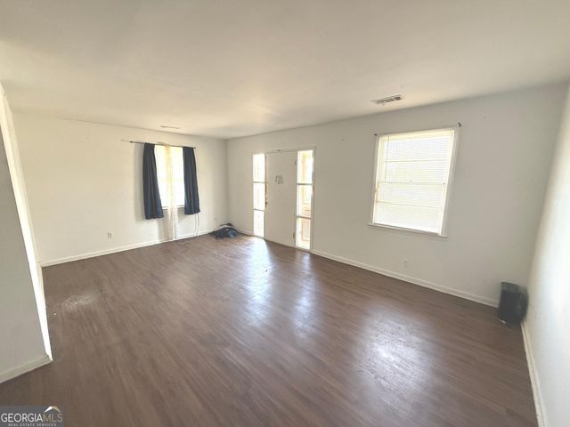 315 West Church Street, Swainsboro, GA 30401