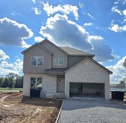 7 East Old Ashland City Rd, Clarksville, TN 37043