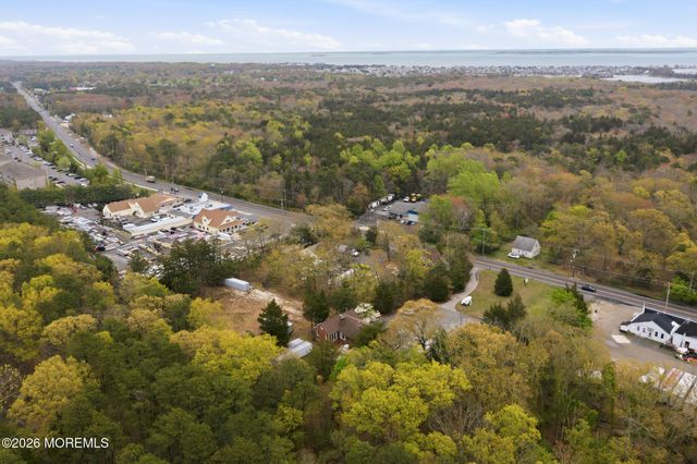 439 N Main Street, Barnegat, NJ 08005