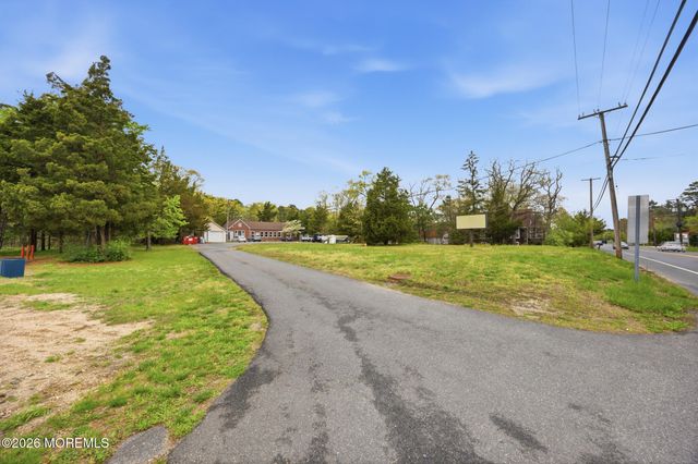 439 N Main Street, Barnegat, NJ 08005