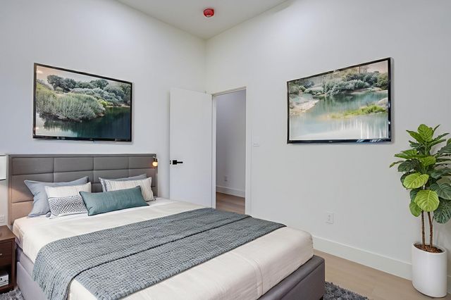 6001 Lewis Street 102, Dallas, TX 75206