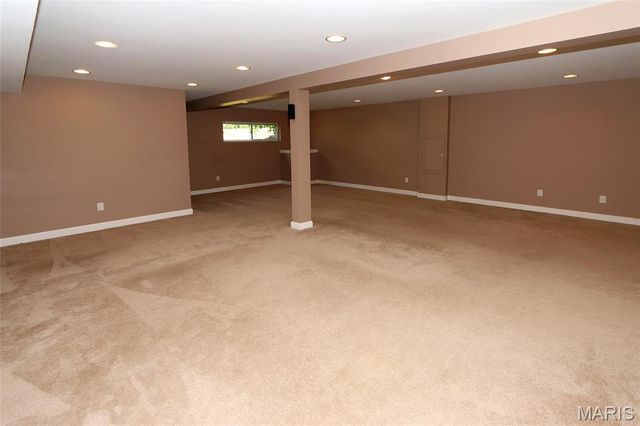 607 Garden Leaf Court, Ballwin, MO 63011