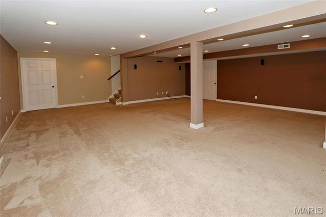 607 Garden Leaf Court, Ballwin, MO 63011