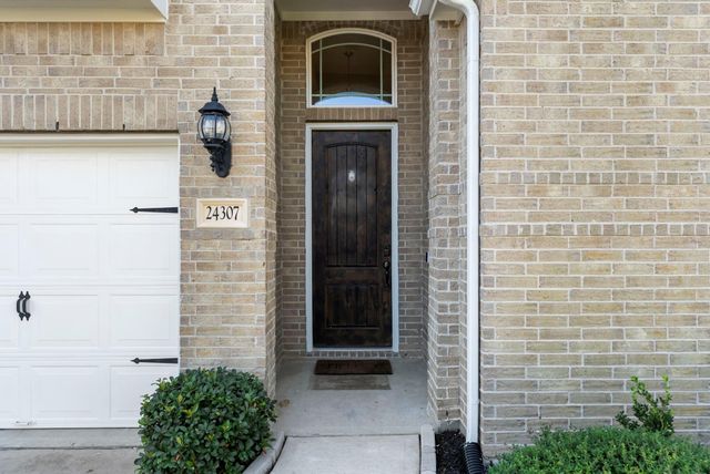 24307 Winter Lakes Drive, Katy, TX 77493