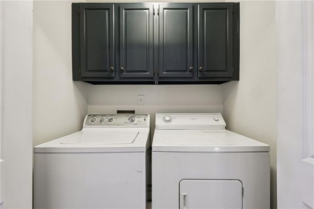 8923 Carroll Manor Drive, Atlanta, GA 30350