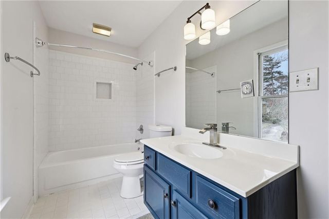 8923 Carroll Manor Drive, Atlanta, GA 30350