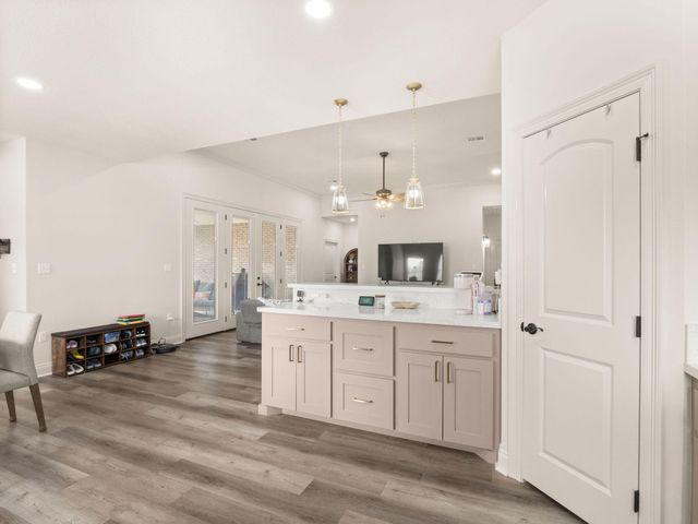 206 Liberty Dr, Leesville, LA 71446