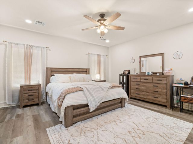 206 Liberty Dr, Leesville, LA 71446