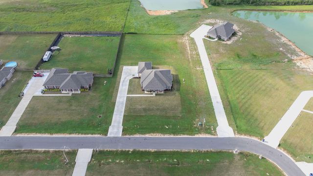 206 Liberty Dr, Leesville, LA 71446