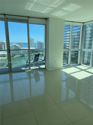 500 Brickell Ave 2102, Miami, FL 33131