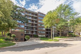 600 4th Street SW 406, Rochester, MN 55902