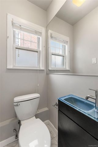 6148 220th Street, Oakland Gardens, NY 11364