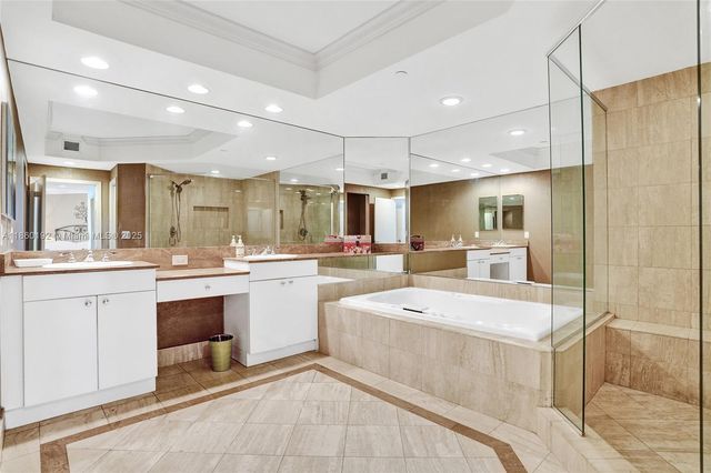 21050 Point Pl 1403, Aventura, FL 33180