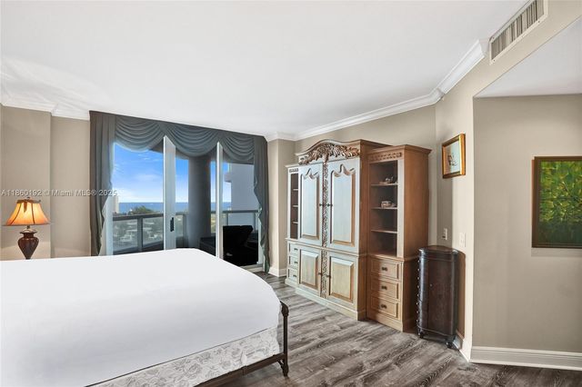 21050 Point Pl 1403, Aventura, FL 33180