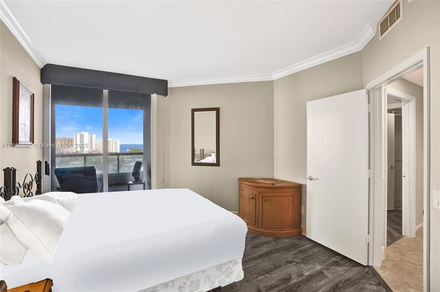 21050 Point Pl 1403, Aventura, FL 33180