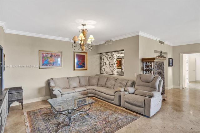 21050 Point Pl 1403, Aventura, FL 33180