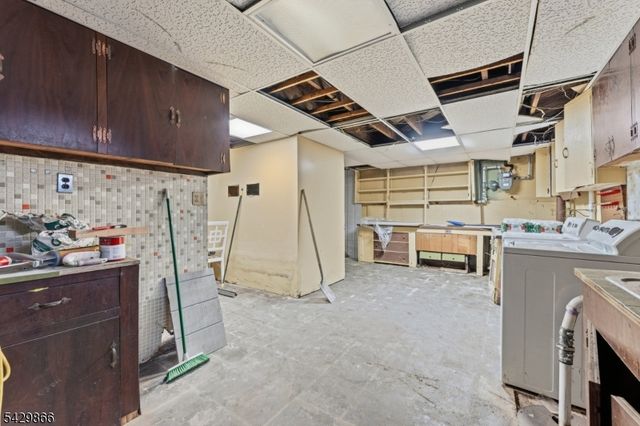 299 Howard St, New Brunswick City, NJ 08901